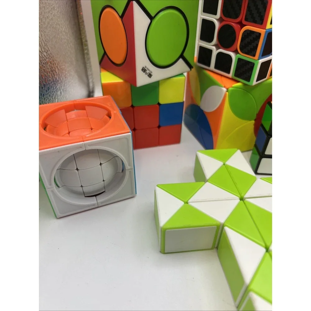 Lot of 21 Assorted Twisty Puzzles Rubik's Cubes